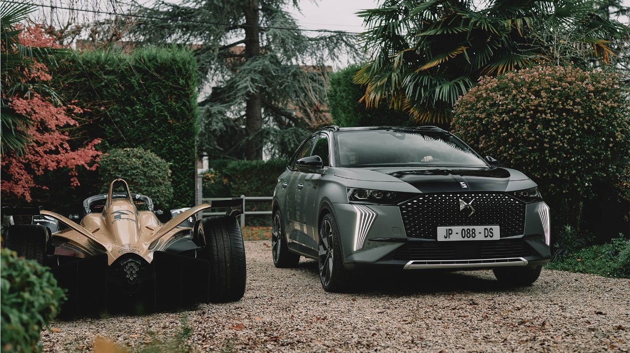 DS 7 E--TENSE 4x4 360 Formule E